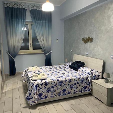 Vicolo55 Hotel Наполи Екстериор снимка