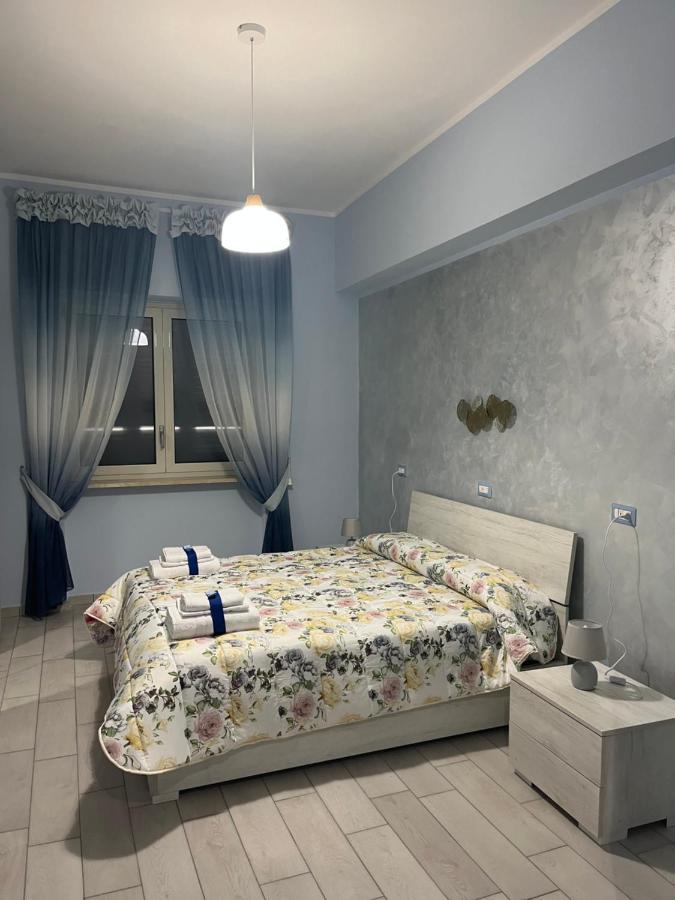 Vicolo55 Hotel Наполи Екстериор снимка