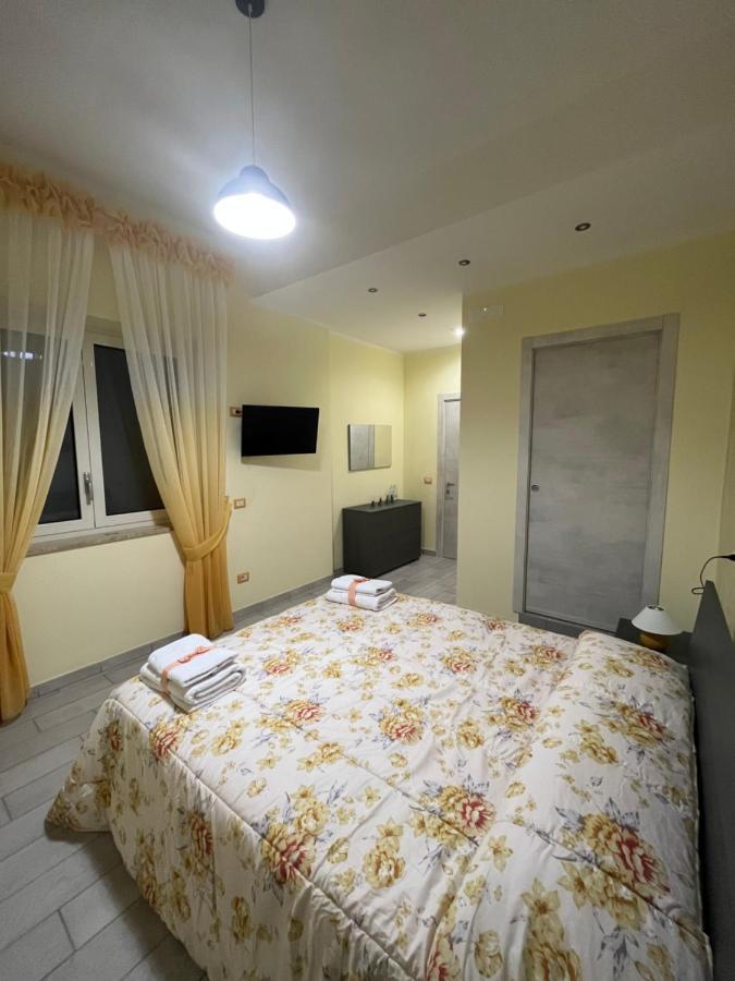 Vicolo55 Hotel Наполи Екстериор снимка