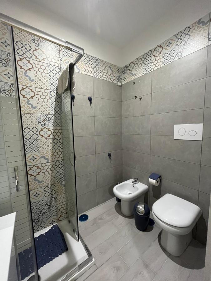 Vicolo55 Hotel Наполи Екстериор снимка