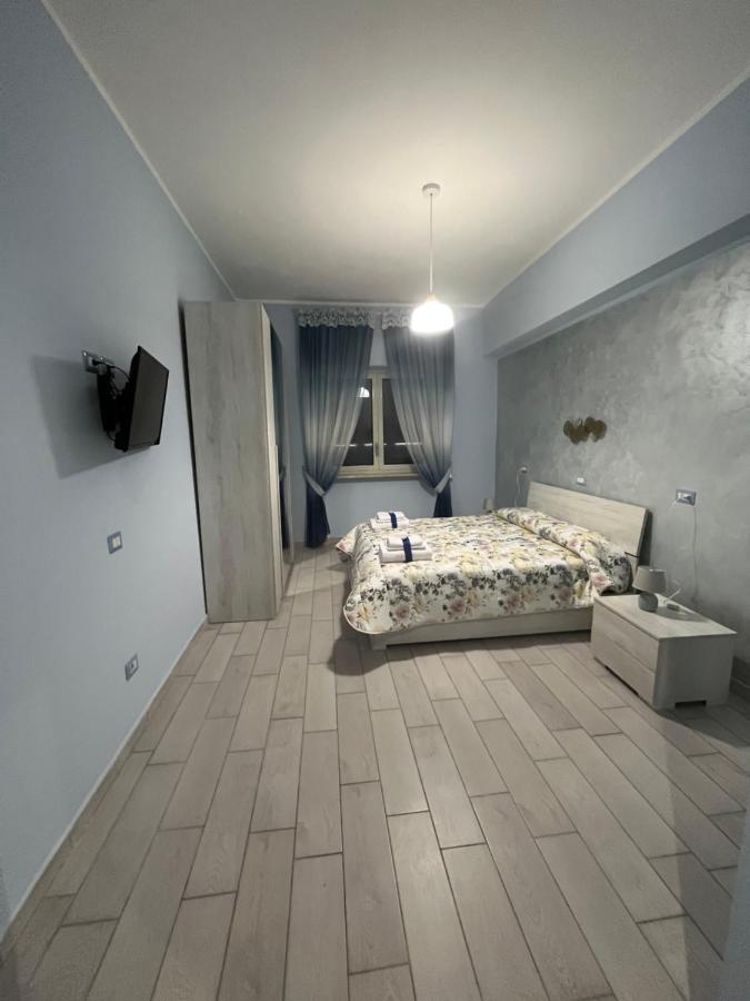 Vicolo55 Hotel Наполи Екстериор снимка